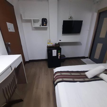 Home Place Hotel Csiangmaj Kültér fotó