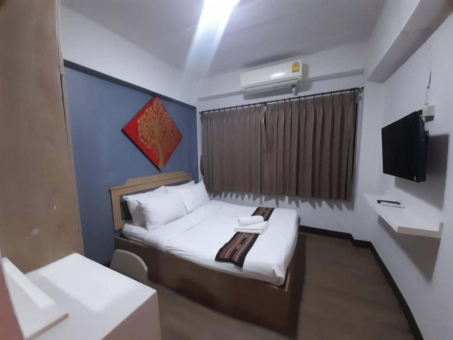 Home Place Hotel Csiangmaj Kültér fotó